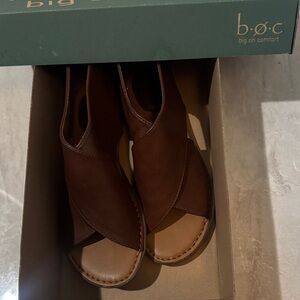 b.o.c. Brown Leather Crisscross Comfort Sandals